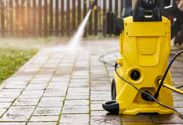 Best Gas Station Cleaning  in Mundelein, IL