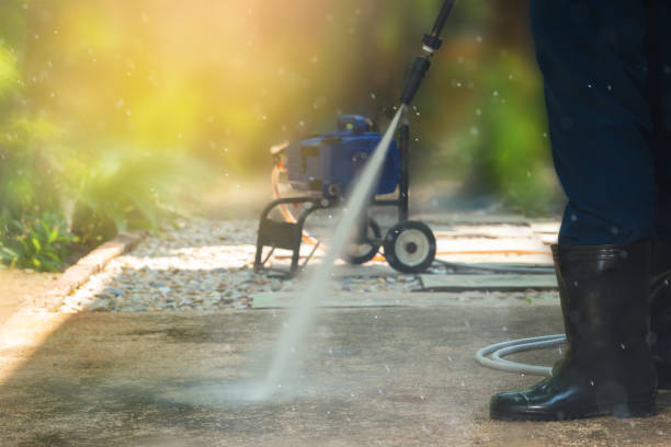 Best Parking Lot and Garage Cleaning  in Mundelein, IL